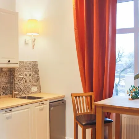 - Armii Krajowej 11 Apartment