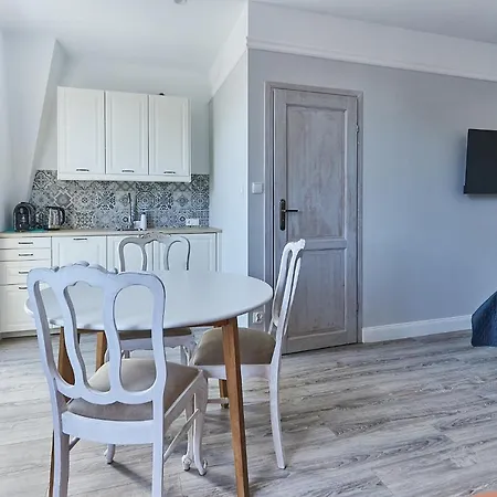 Apartment - Armii Krajowej 11